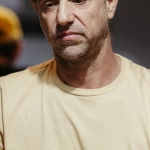 Звездный игрок в онлайн казино демонстрирует мастерство и привлекает внимание